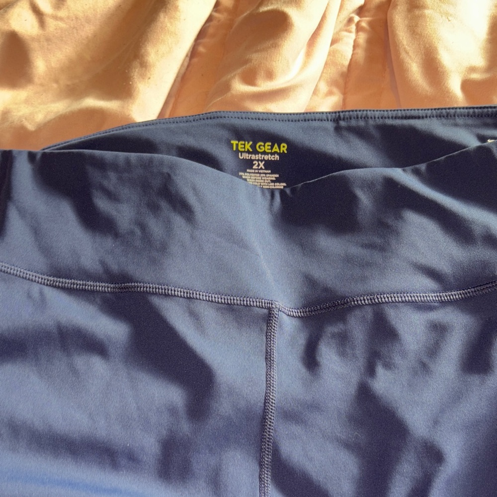 Tek Gear Navy Leggings Women’s Plus Size 2X Athletic Pants - Picture 6 of 8